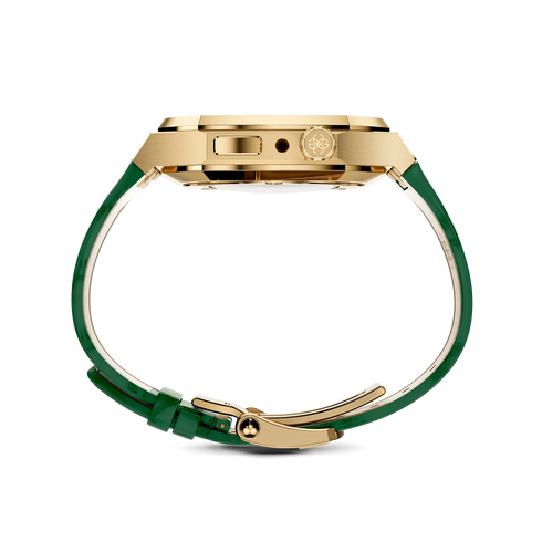 Classic design meets modern luxury with this 18k gold plated stainless steel Apple Watch case and leather strap for the Apple Watch 41 mm